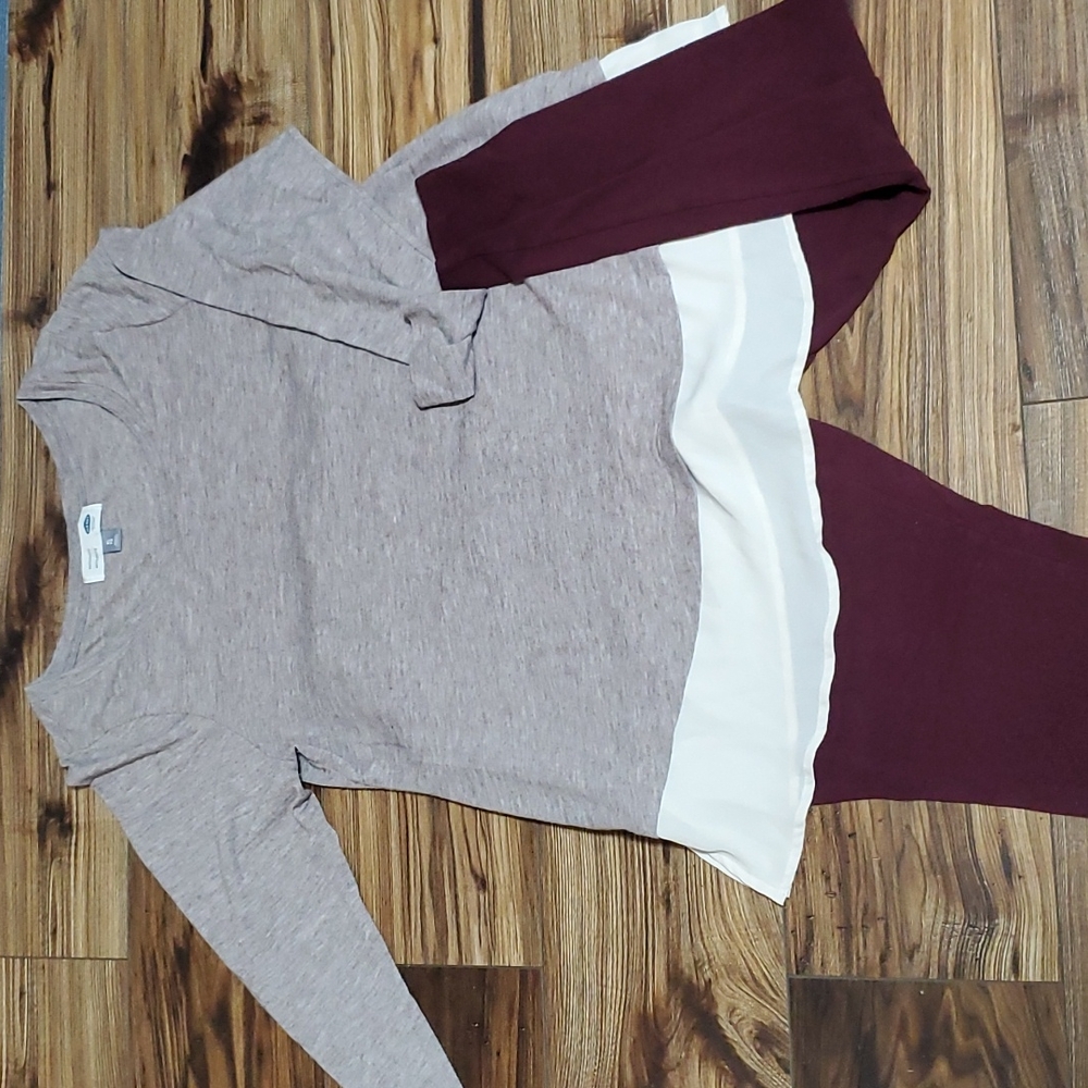 Great burgundy maternity pants